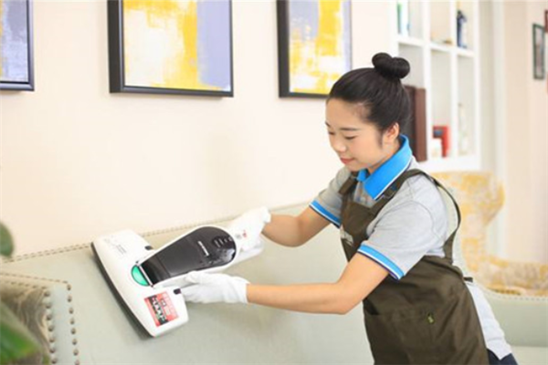 萬家家政加盟一年能賺多少？深度解析加盟盈利前景